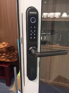 Khóa vân tay cửa nhôm kính Kadol KD-800